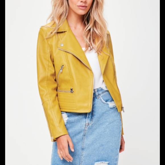 Missguided Jackets & Blazers - MISSGUIDED Zip Off Biker Quilted Hem Jacket